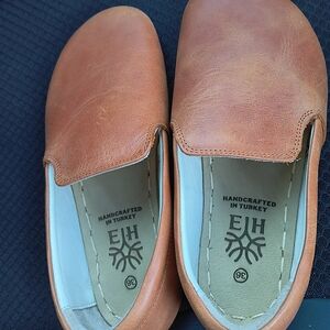 Elegant Tan Leather Women's Loafers